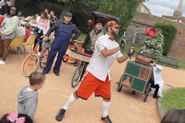 la grande course des magiciens - Francis Larègle au diabolo - © Franck Viala